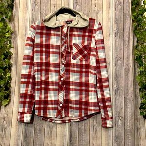 🥶🥶🥶Woman’s rue21 flannel w hood